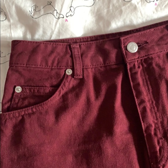 COPY - Topshop Burgundy mini skirt - Picture 2 of 6